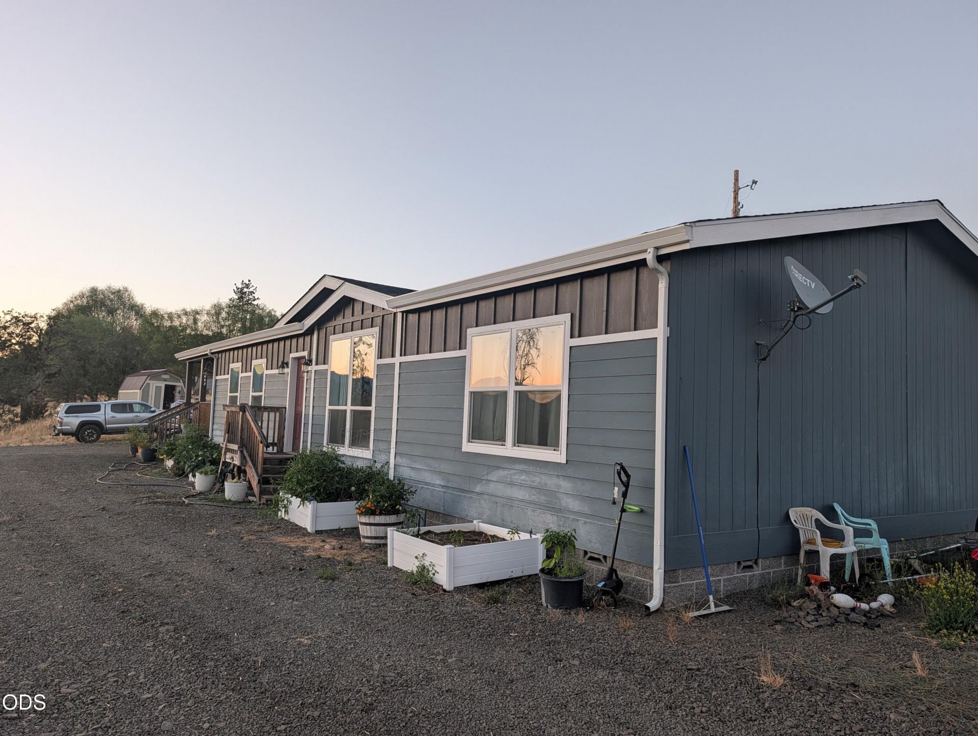 13210 Table Rock Road, Central Point, OR 97502 Main Photo