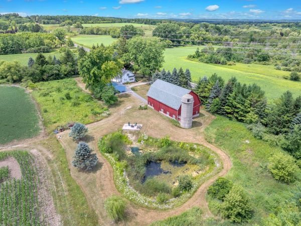 W6339 County Rd V -, Lyndon, WI 53011