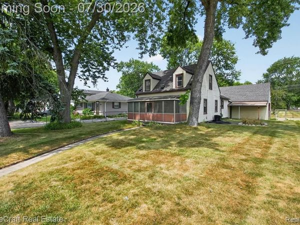 28504 7 MILE Road , Livonia, MI 48152
