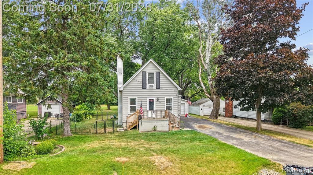 3427 Byers Street, Burton, Mi 48519 Main Photo