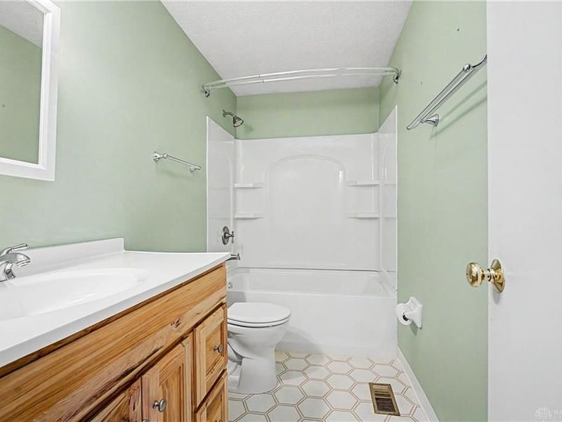 8858 Washington Colony Drive, Centerville, OH 45458 Photo 32