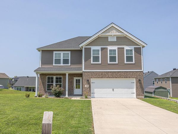 1406 N Hunters Crossing Pass, Huntingburg, IN 47542