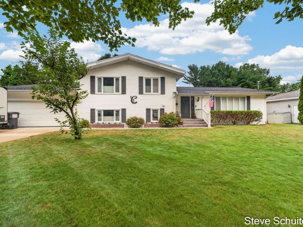 1870 Hendrick Road, Norton Shores, MI 49441