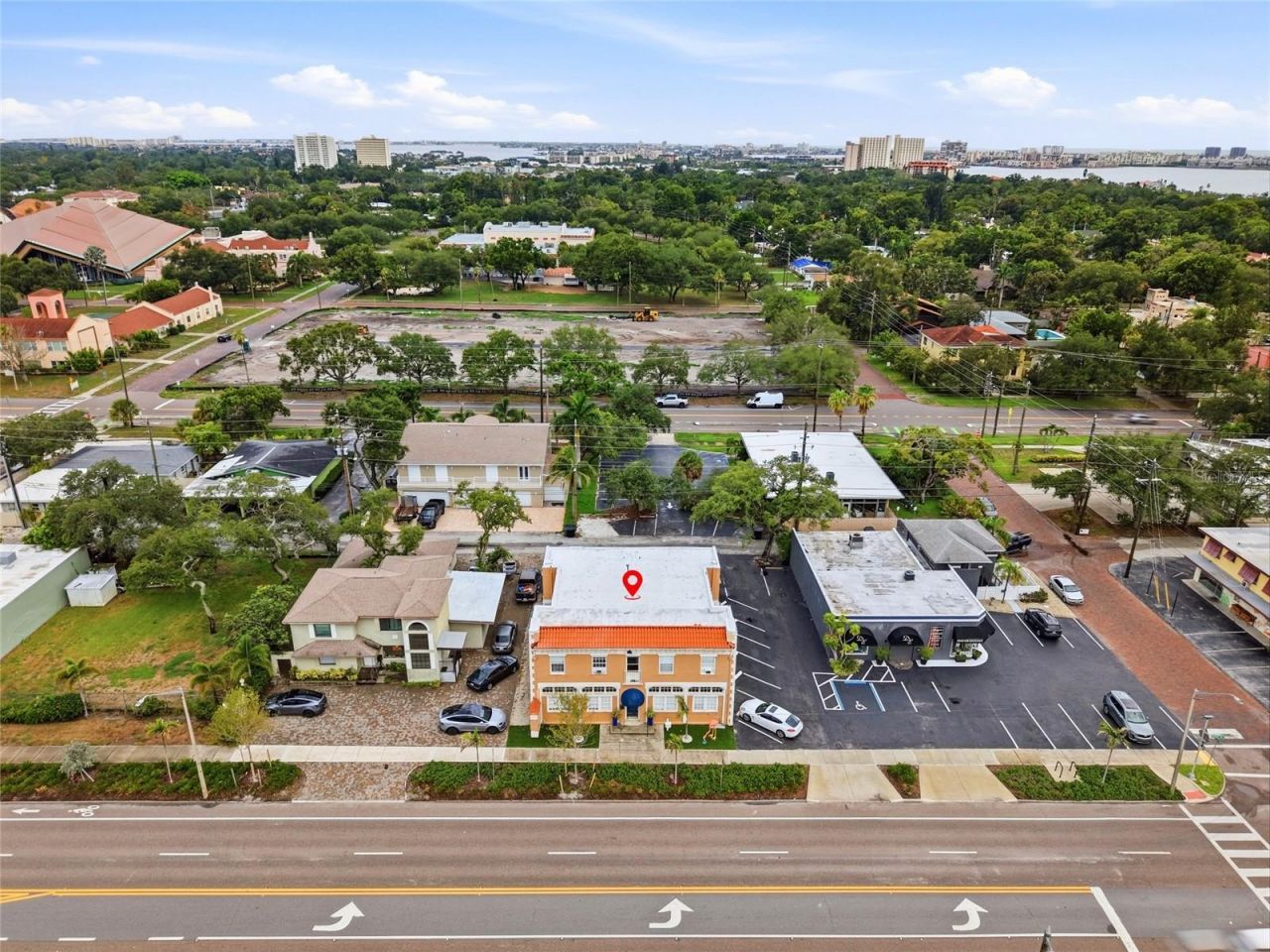 7024 Central Avenue, Saint Petersburg, FL 33707 Photo