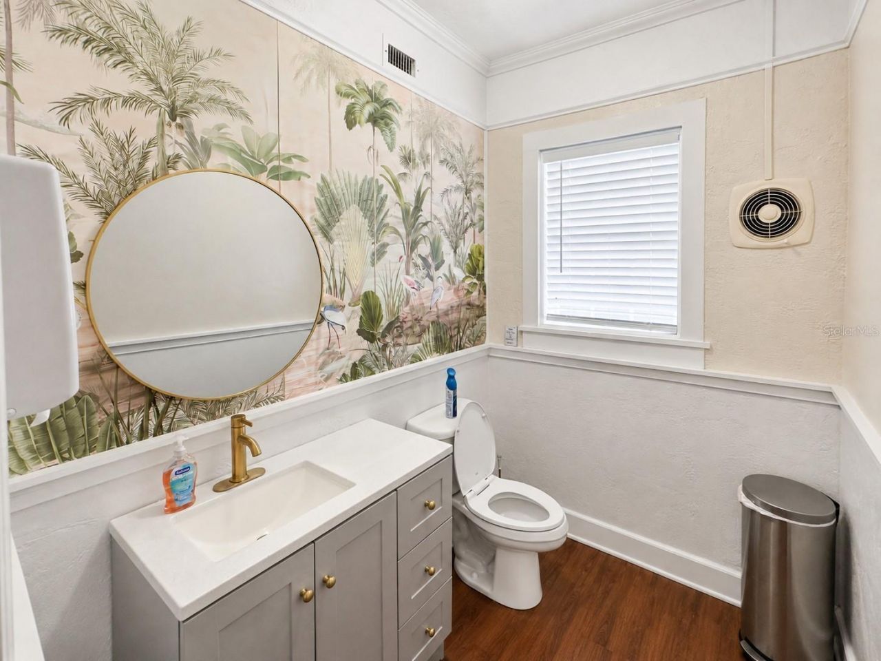 7024 Central Avenue, Saint Petersburg, FL 33707 Photo