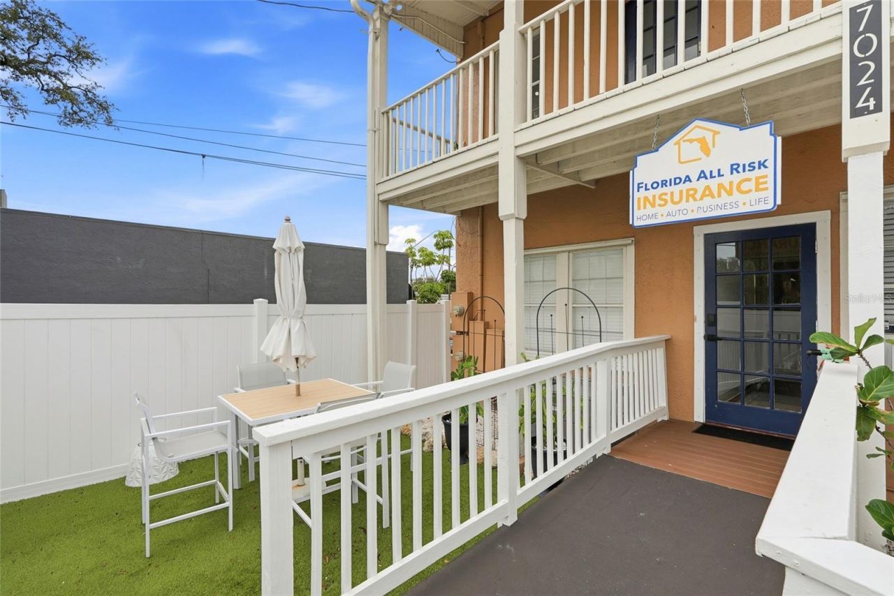 7024 Central Avenue, Saint Petersburg, FL 33707 Photo