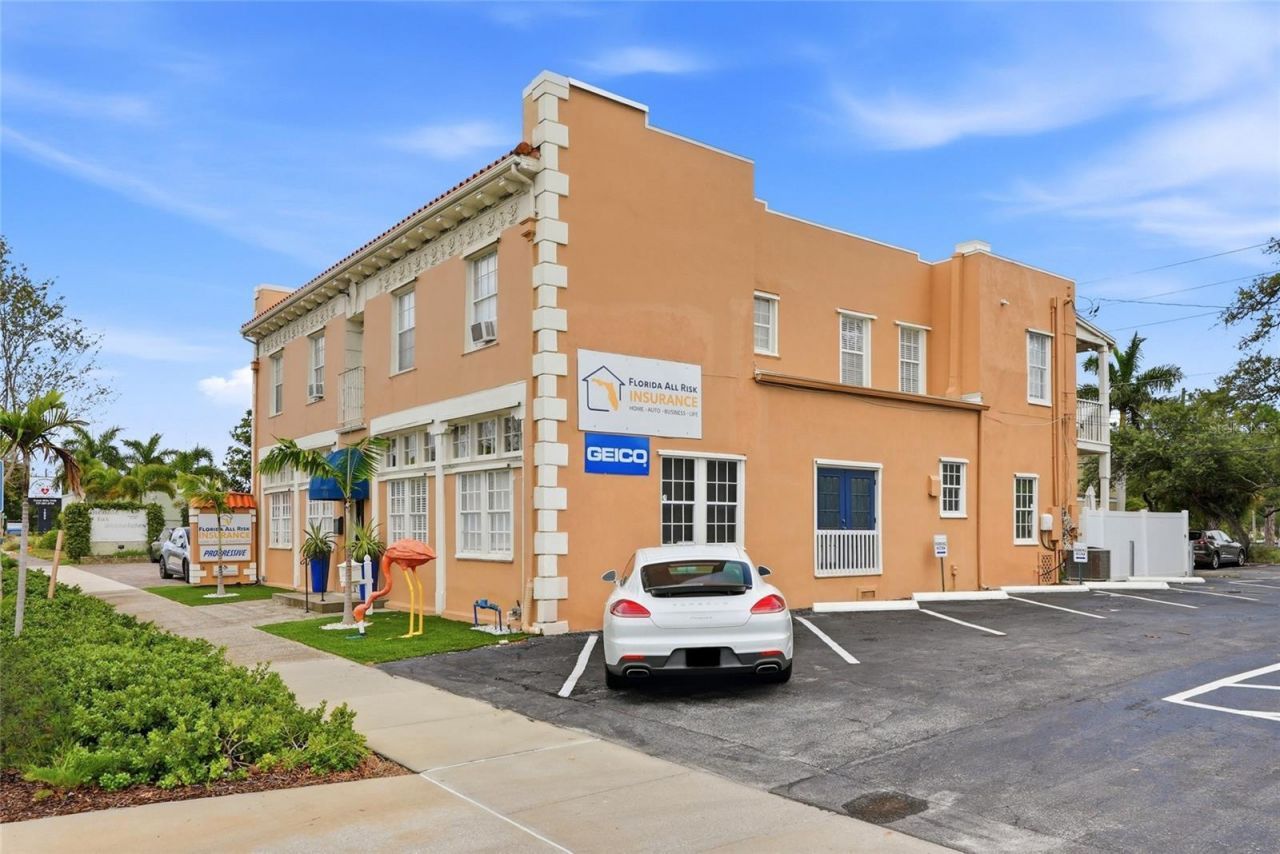 7024 Central Avenue, Saint Petersburg, FL 33707 Photo