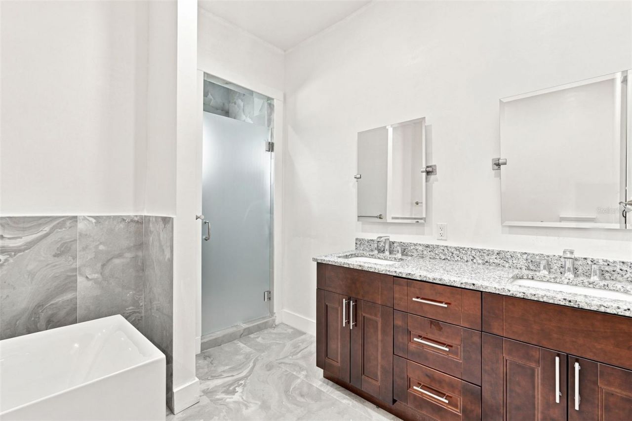 1853 Della Drive, Naples, FL 34117 Photo