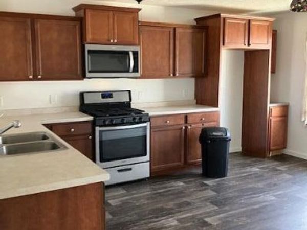 852 Bolton Farms Lane, Grand Ledge, MI 48837