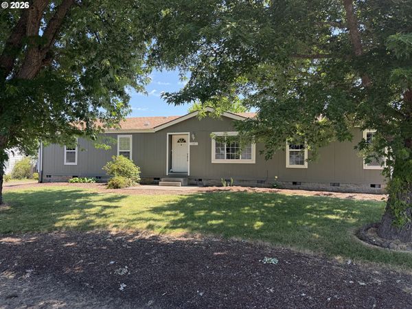 1221 47TH AVE, Sweet Home, OR 97386