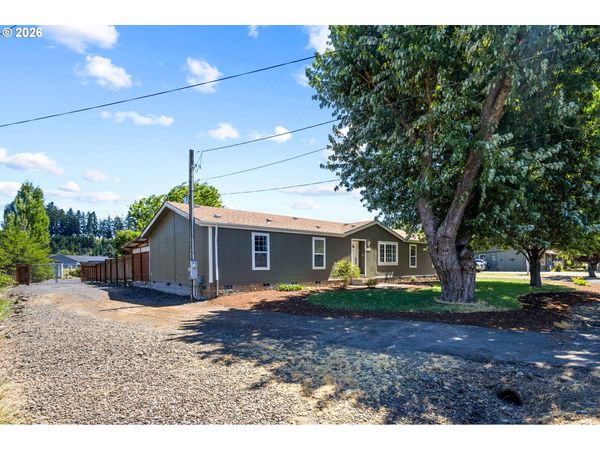 1221 47TH AVE, Sweet Home, OR 97386