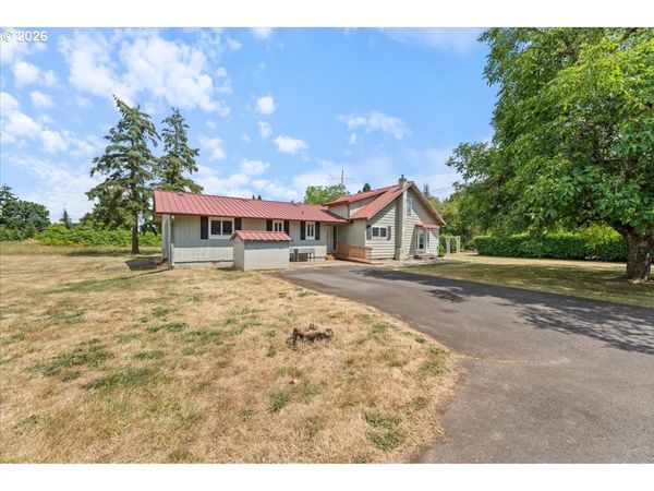 12101 FARGO RD, Aurora, OR 97002
