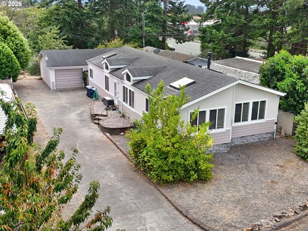 16094 KINGS WAY, Brookings, OR 97415