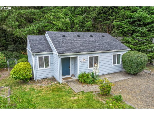 75 NE KEENE AVE, Depoe Bay, OR 97341