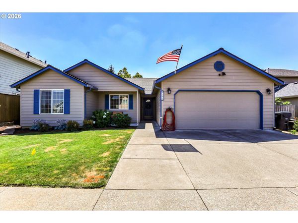 206 HAUSER CT, Molalla, OR 97038