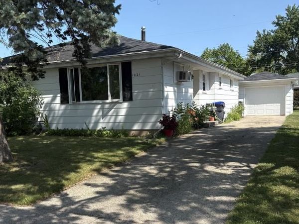 1021 EVANS STREET, Neenah, WI 54956