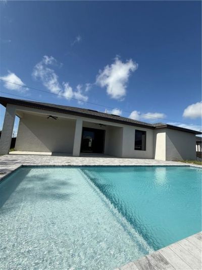 131 Kismet Pkwy E, Cape Coral, FL 33909 Photo