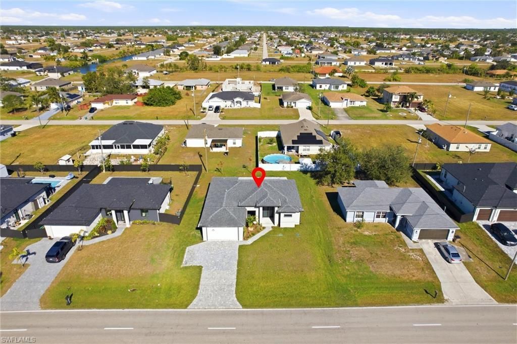 131 Kismet Pkwy E, Cape Coral, FL 33909 Photo