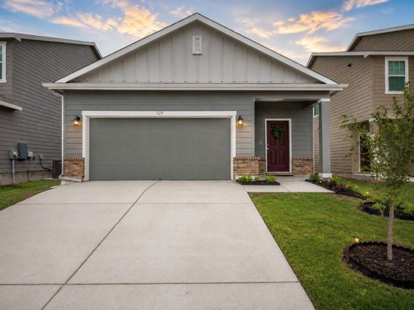 329 Flower Smith LN , Unit 20B, Jarrell, TX 76537