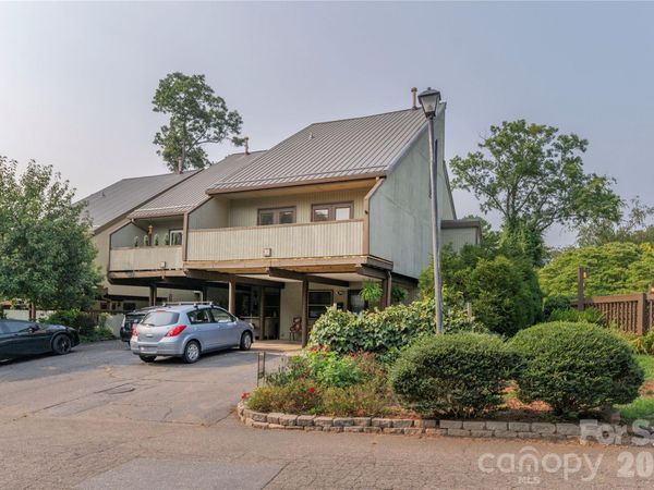 30 Maple Ridge Lane, Asheville, NC 28806