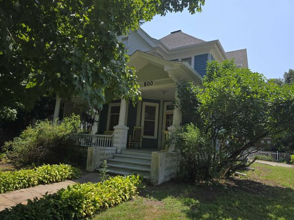 800 Main Street , Carthage, IL 62321