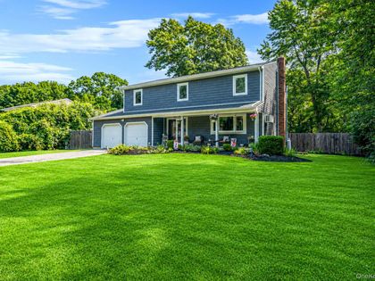 10 Turnpike Boulevard Middle Island, NY 11953