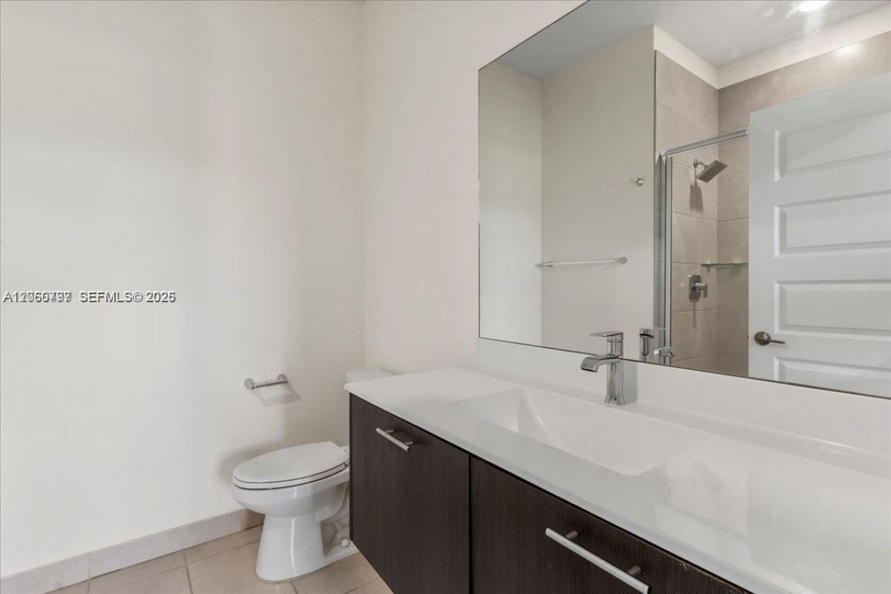 8031 NW 104th Ave , Unit 31, Doral, FL 33178 Photo