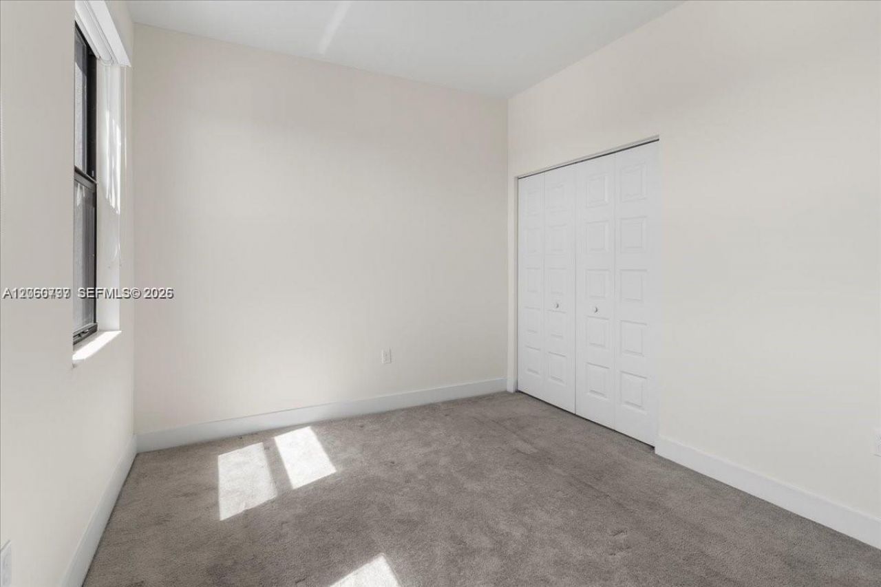 8031 NW 104th Ave , Unit 31, Doral, FL 33178 Photo