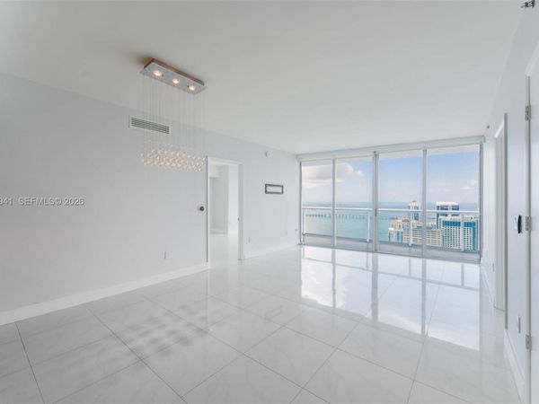 495 Brickell Ave , Unit 5205, Miami, FL 33131