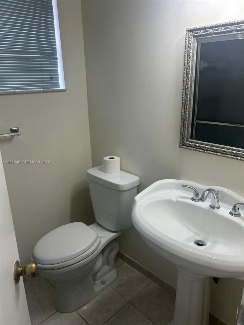 5901 Chester Ln, Davie, FL 33331 Photo