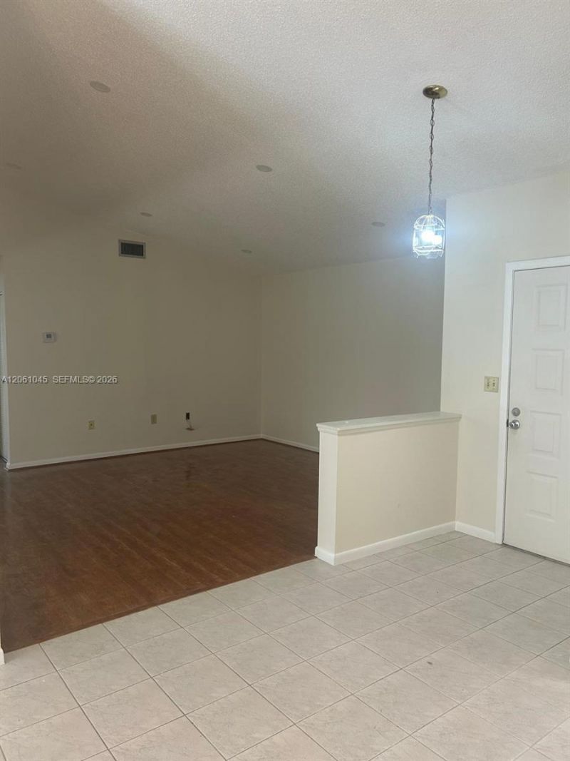 5901 Chester Ln, Davie, FL 33331 Photo