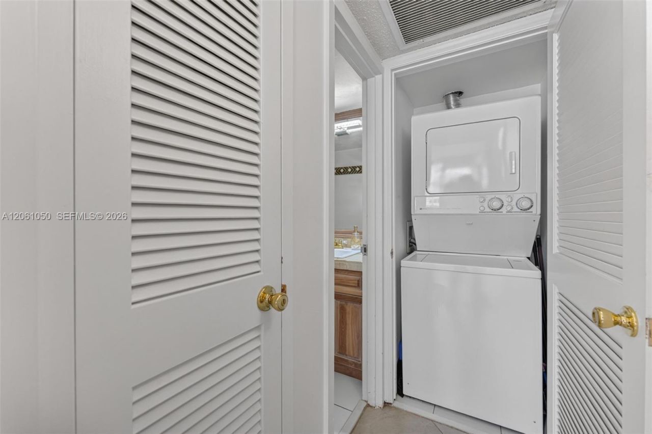 2030 S Ocean Dr , Unit 723, Hallandale Beach, FL 33009 Photo