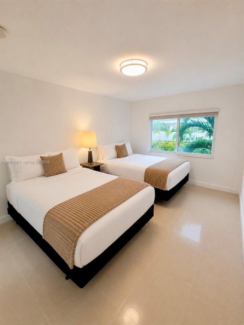 1050 94th St , Unit 4, Bay Harbor Islands, FL 33154 Photo