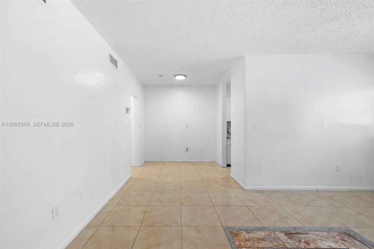 7271 Gary Ave , Unit 2, Miami Beach, FL 33141 Photo