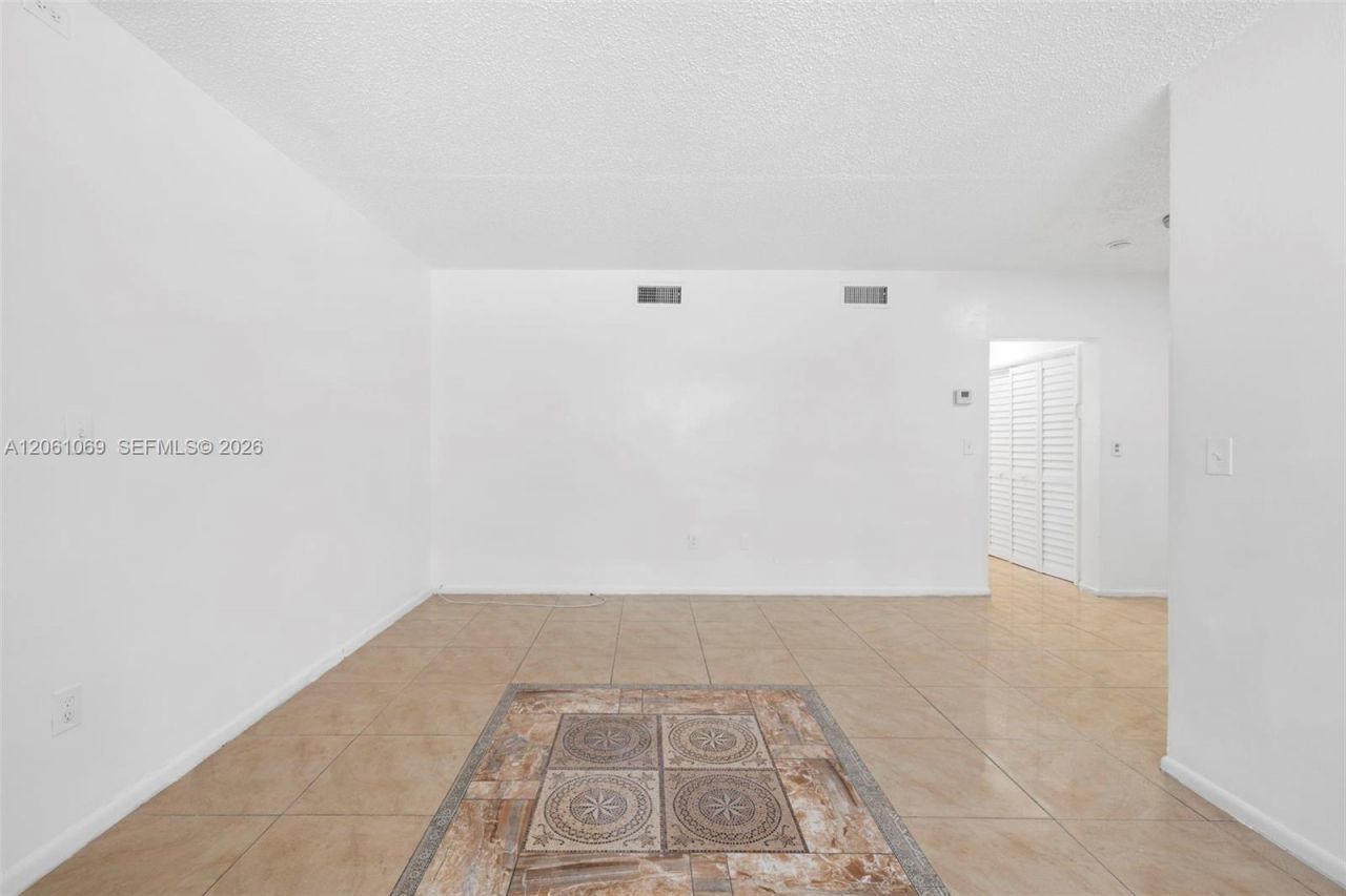 7271 Gary Ave , Unit 2, Miami Beach, FL 33141 Photo