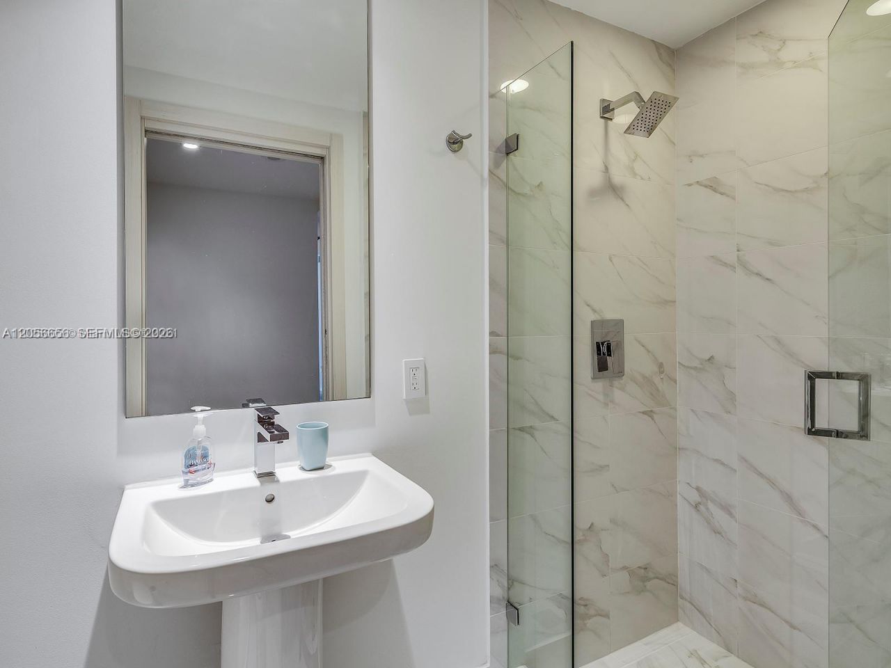 801 S Miami Ave, Unit 2706, Miami, FL 33130 Photo