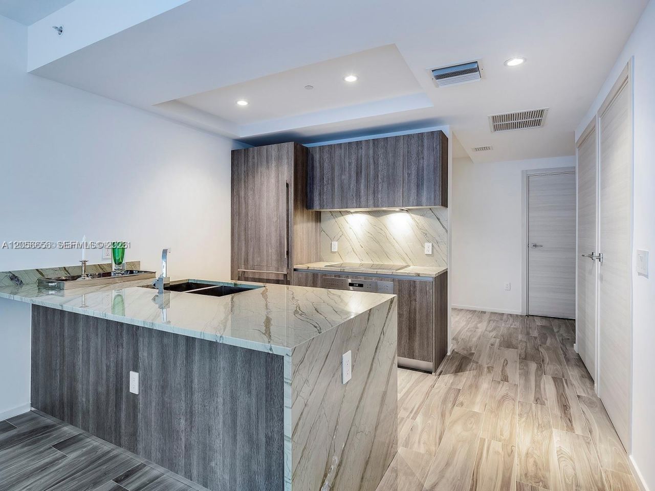 801 S Miami Ave, Unit 2706, Miami, FL 33130 Photo