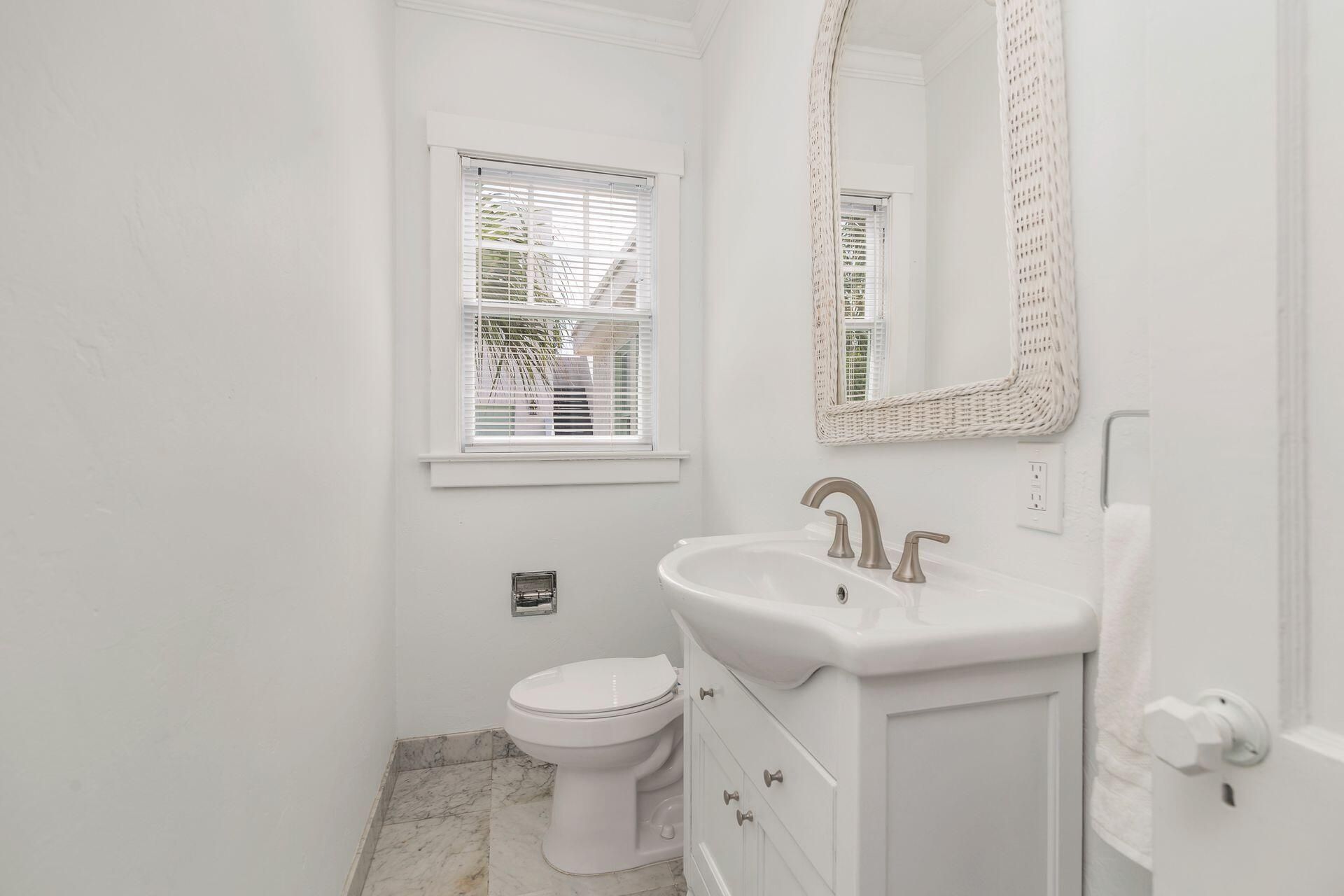 3020 Vincent Road, West Palm Beach, FL 33405 Photo