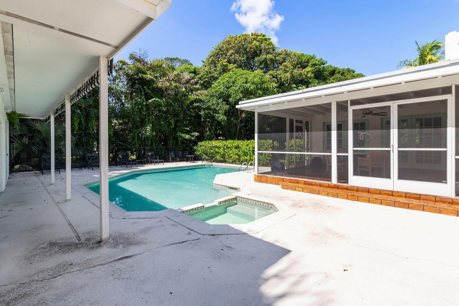 3020 Vincent Road, West Palm Beach, FL 33405 Photo