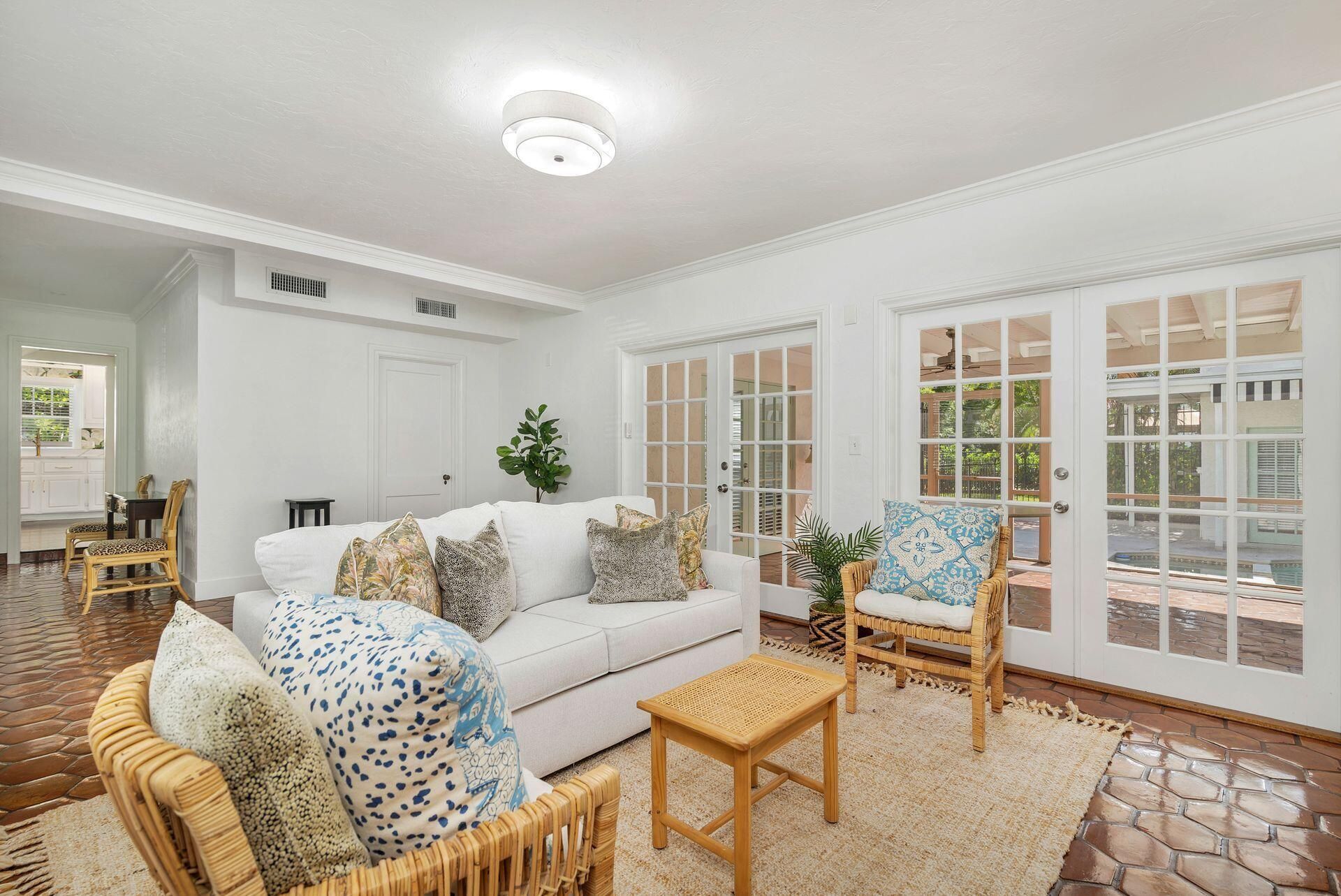 3020 Vincent Road, West Palm Beach, FL 33405 Photo