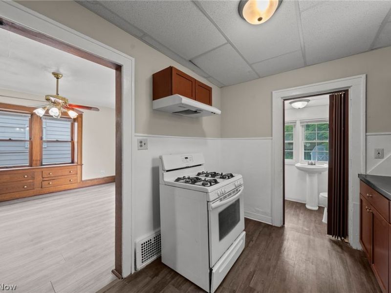 432 Dayton Street , Akron, OH 44310 Photo 15