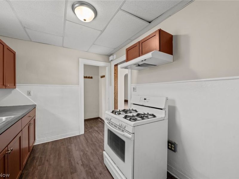 432 Dayton Street , Akron, OH 44310 Photo 17