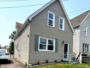 24 Euclid Avenue , Buffalo, NY 14211