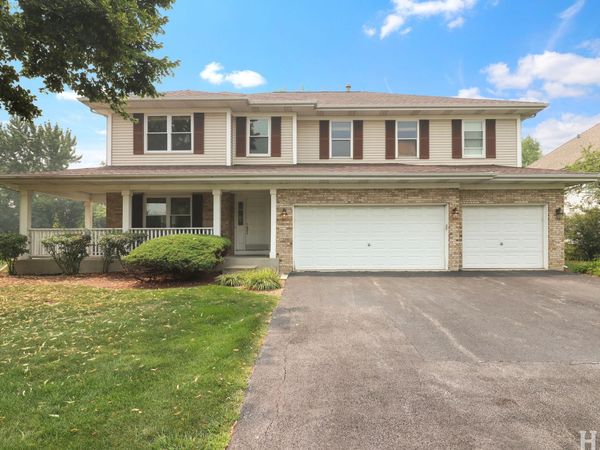 8032 Connor Drive, Long Grove, IL 60047
