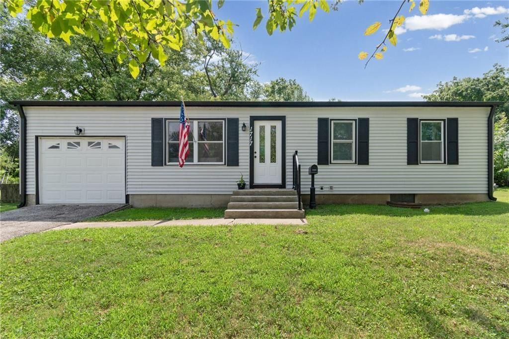 1717 Ellison Way, Independence, MO 64050 Main Photo