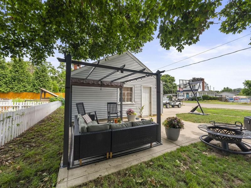154 Powell Street , Ashville, OH 43103 Photo 27