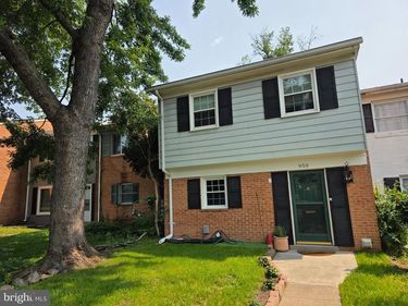 950 PARK AVENUE , HERNDON, VA 20170