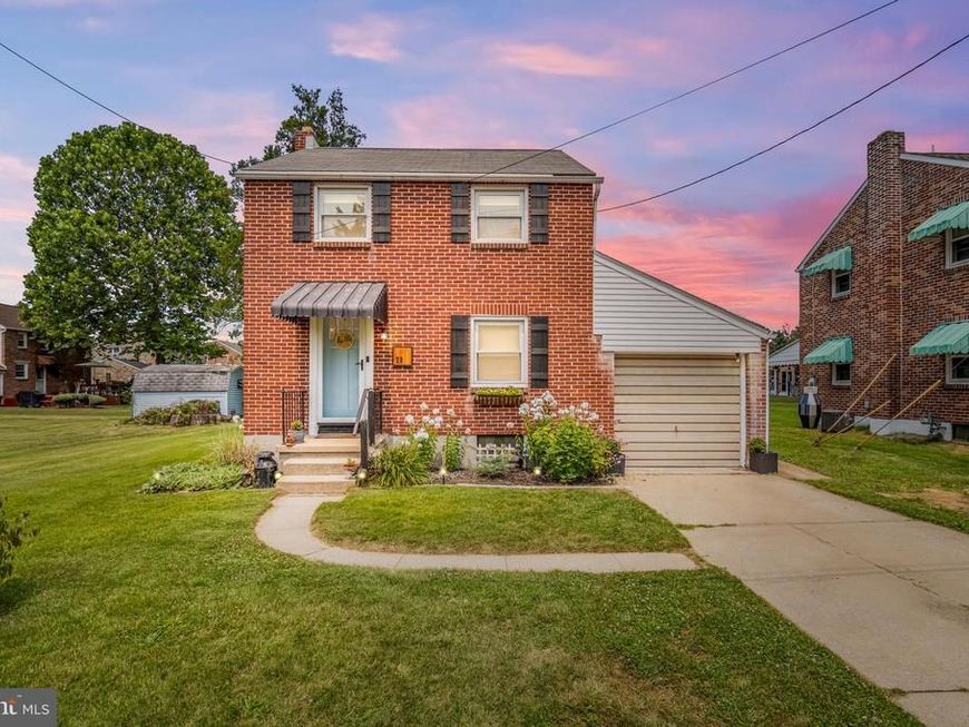 25 Keystone Drive, York, PA 17406 Main Photo