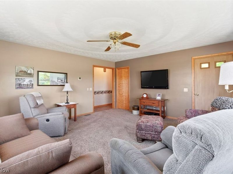 13317 Back Massillon Road , Orrville, OH 44667 Photo 5