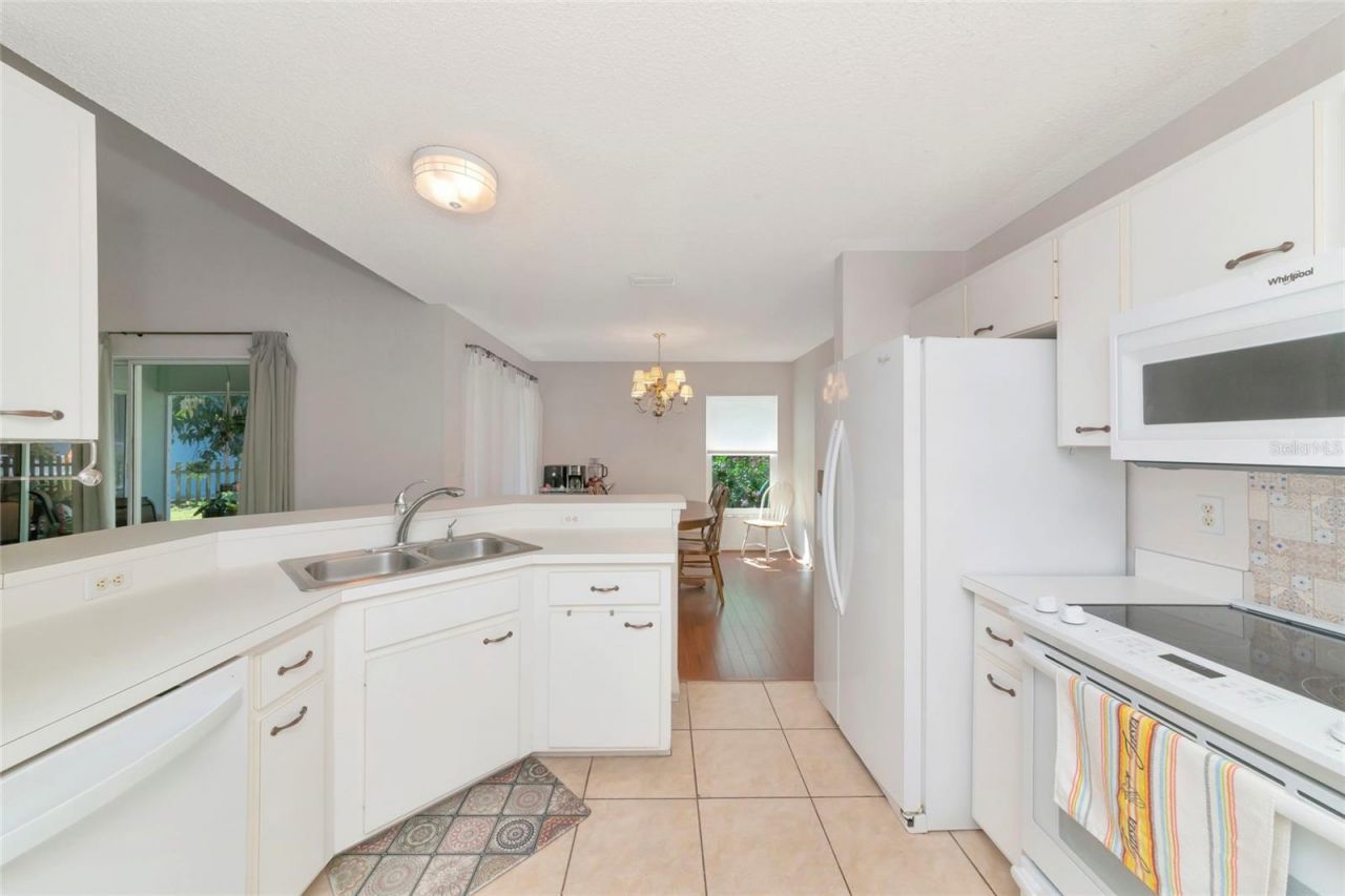 2405 Icecapade Drive, Sarasota, FL 34240 Photo